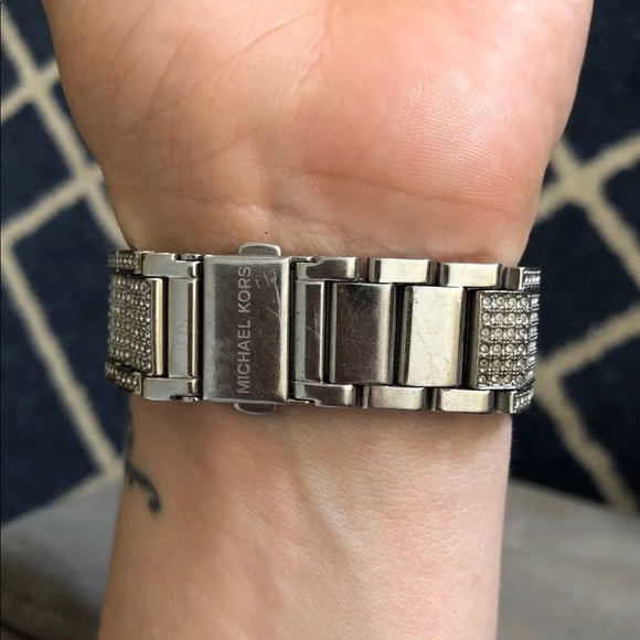 Crystal Michael Kors Parker Watch - Picture 3 of 4